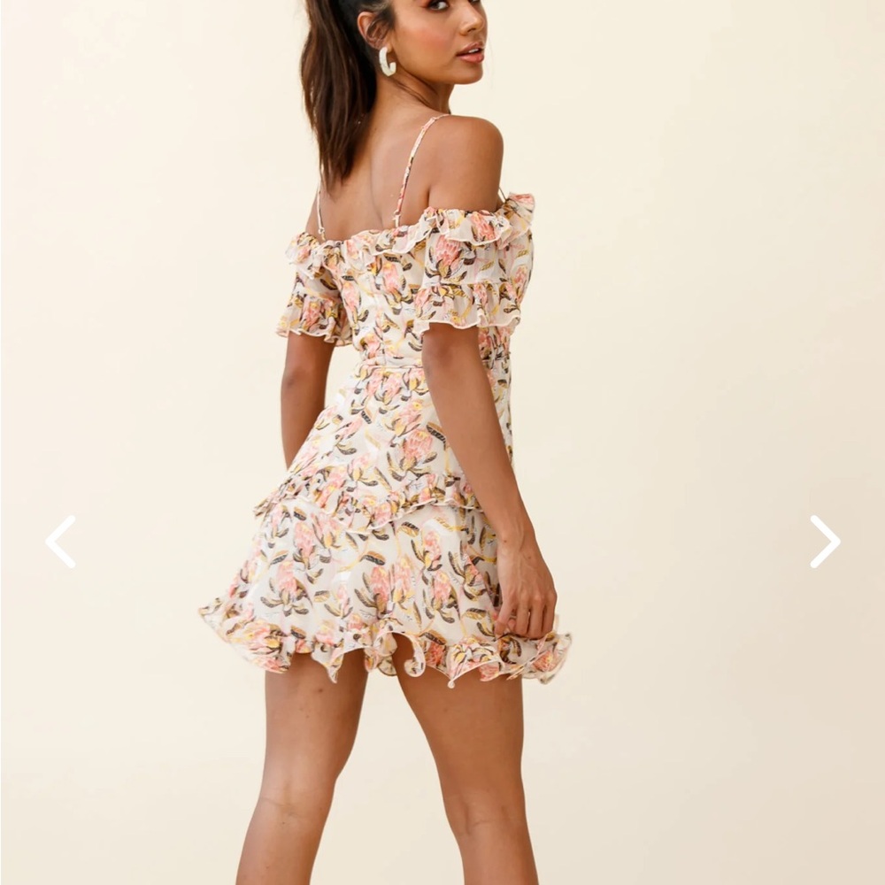 Selfie Leslie Saints + Secrets Nude Pink Maranda Bardot Lace Up Bust Dress S - Picture 3 of 9